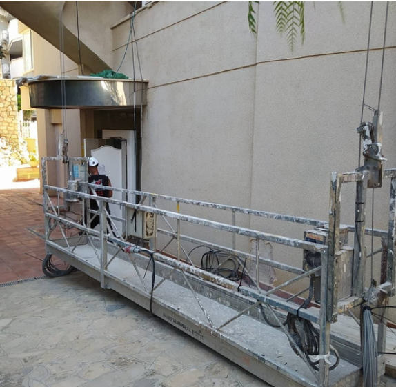 Alquilar andamios colgantes electricos en tarragona
